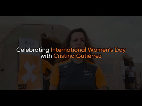 vantage-markets-celebrates-international-women’s-day-with-cristina-gutierrez-from-neom-mclaren-extreme-e-team