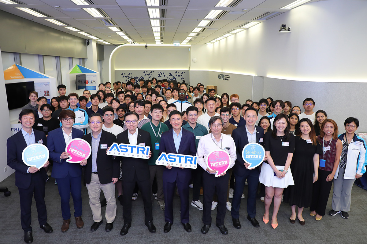 astri-summer-interns-explore-hong-kong’s-i&t-ecosystem-contributing-ideas-to-smart-city-technology